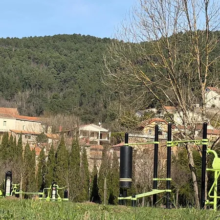 Holiday home Le Refuge De Monette Le Collet-de-Deze